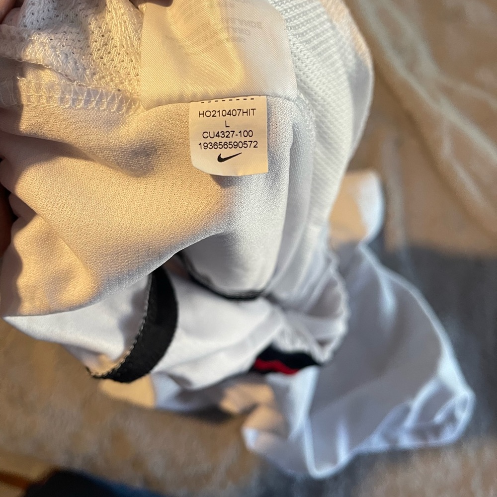 Used - Picture 2 of 2